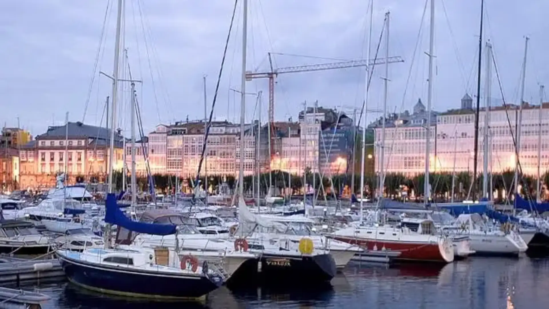 Nautik Tourismus in Galizien und die Erfahrung von La Rochelle