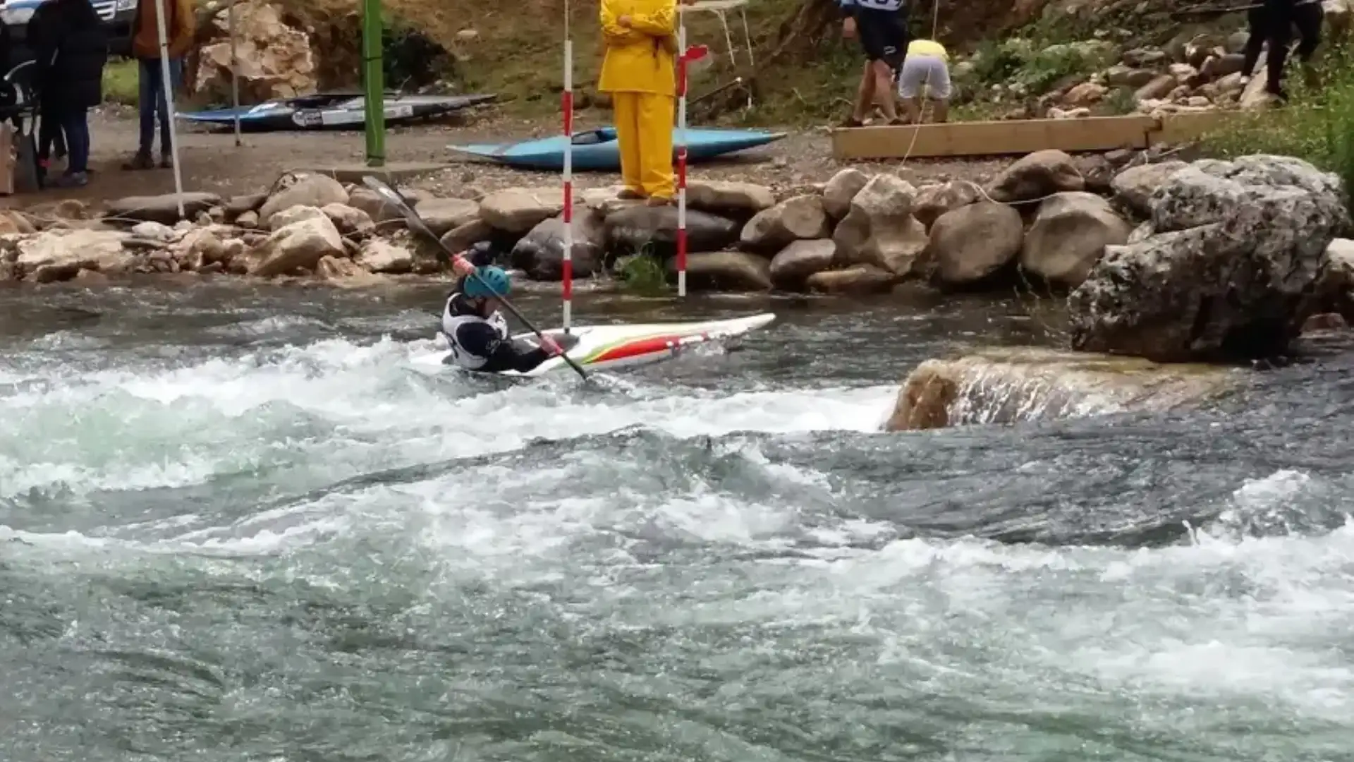 Für die Atlético de San Sebastián die spanische Tasse Slalom in Sabero.