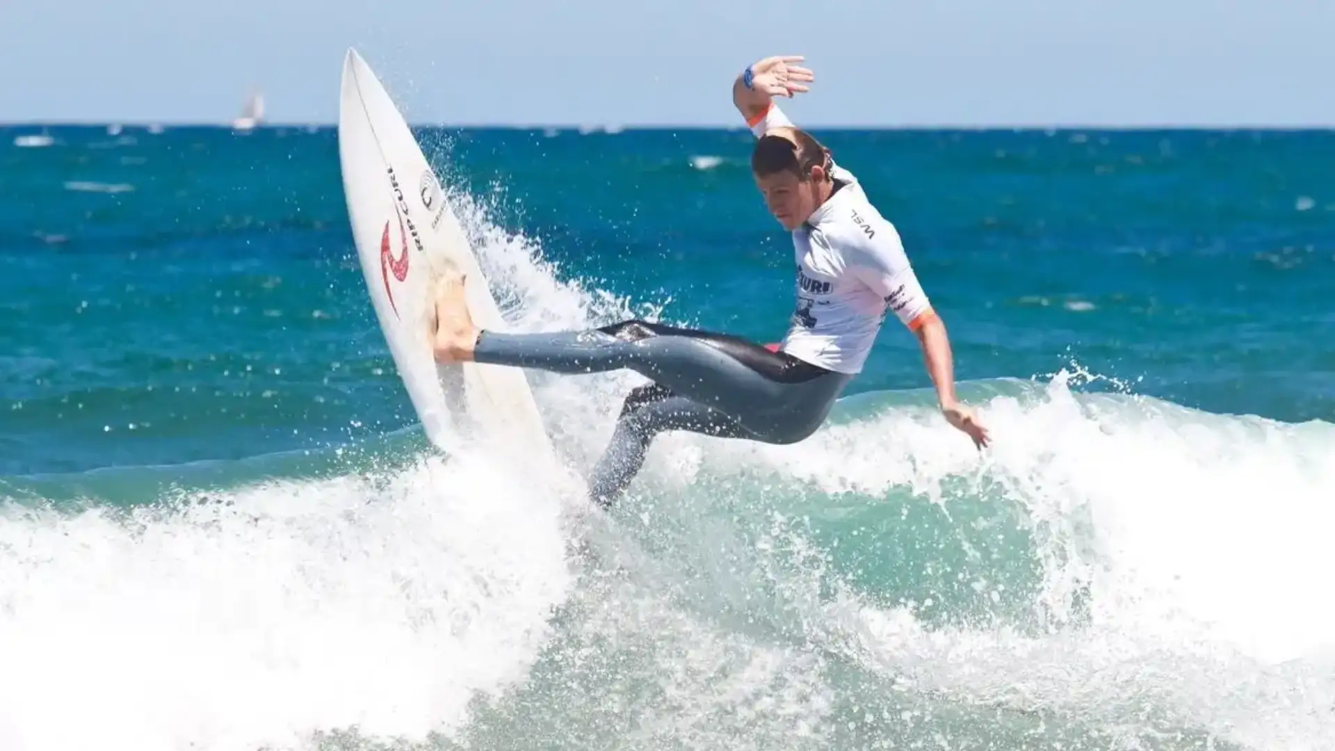Titouane Boyer e Juliette Brice sono incoronati alla Peña Txuri Junior Pro Sopola