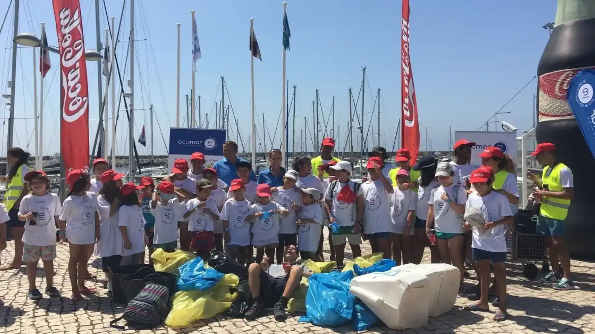 Prima pulizia costiera di Ecomar e Coca- Cola in Portogallo