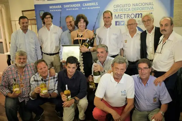 El Marítimo del Abra fue el ganador de la Copa del Rey en su apartado de clubes, el Trofeo Martín Códax, con el "Txitxiro" de Ana Rosa Rincón y el "Garoa" de Juan Carlos Bearán (Foto Pedro Seoane)