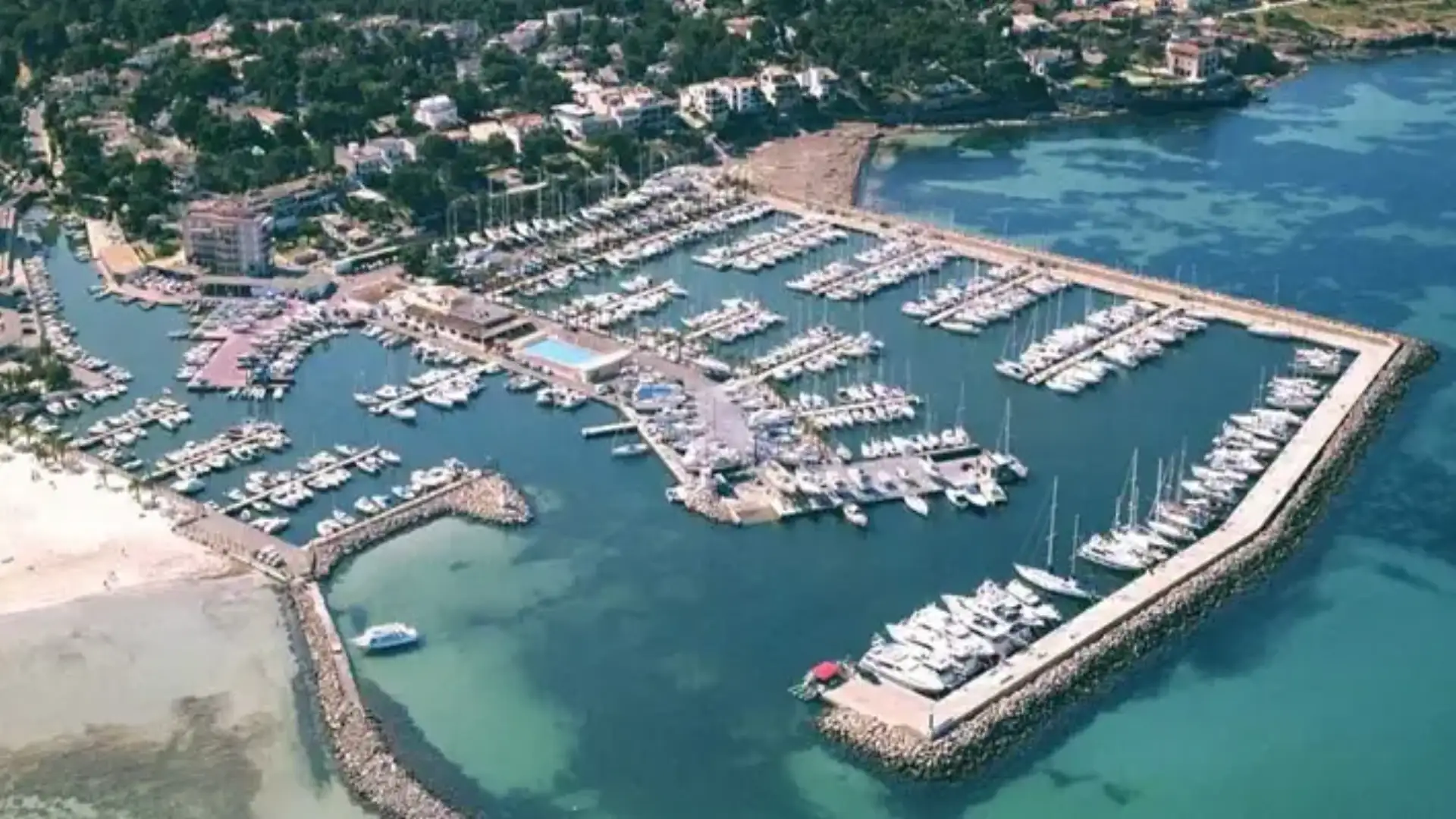 Per CEACNA le leggi sostengono le estensioni alle concessioni nel porto turistico