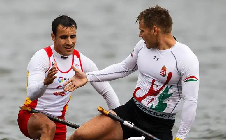 El canoísta gallego Tono Campos se proclamaba esta mañana subcampeón del Mundo C1 y ganaba así para España la primera medalla en los Campeonatos del Mundo de Maratón 2016 que se están disputando en la localidad alemana de Brandemburgo (RFEP)