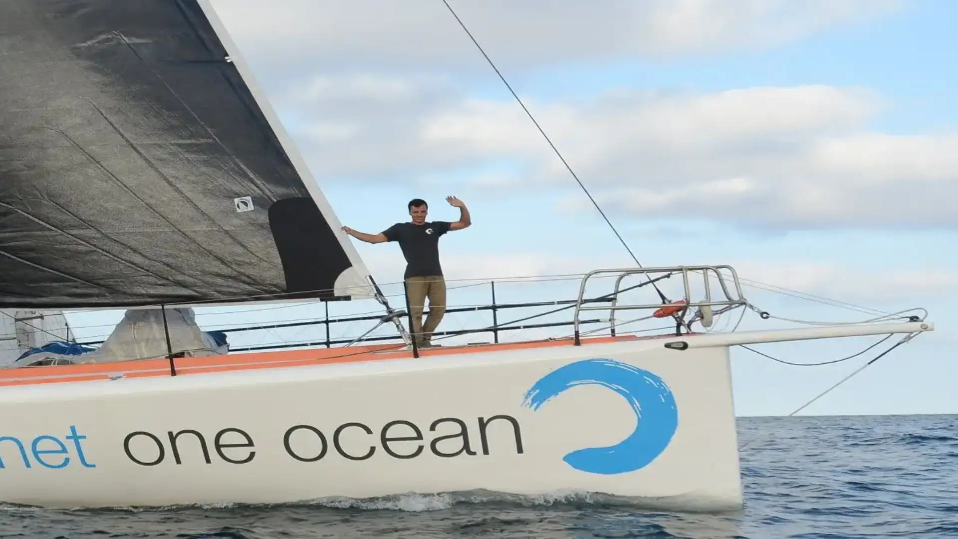 Il pianeta One, Un oceano di Didac Costa già naviga a Les Sables dOlonne