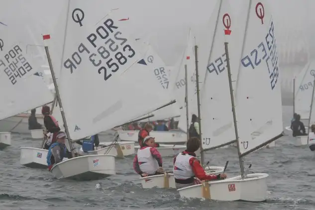 Caterine Coelho le de Oporto le disputará a Adriana Pérez Canal el Kinder Trophy