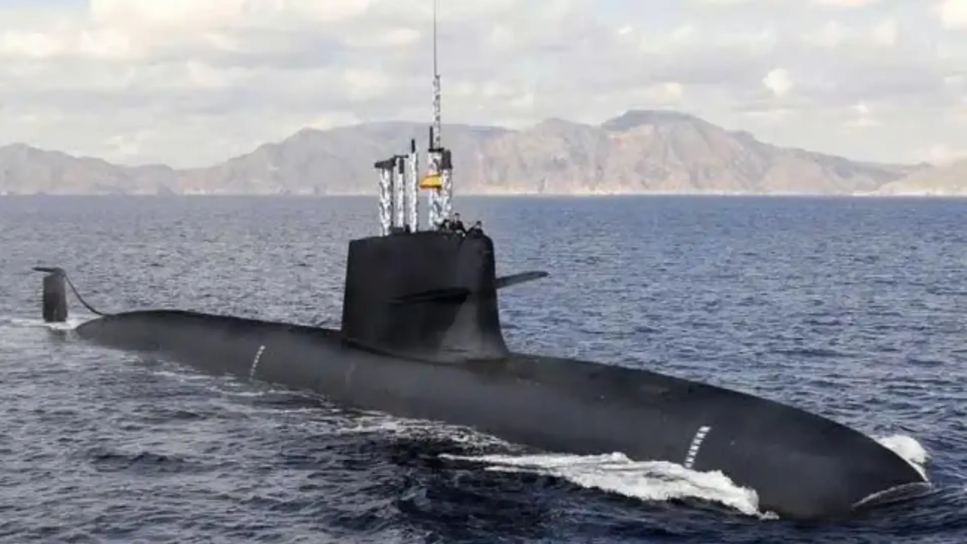 Navantia termina l'estensione della S-81 e inizia il lavoro di armi