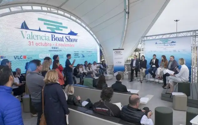Este año el salón valenciano estrena también ubicación en la Marina Real Juan Carlos I, ya que pasará a celebrarse frente a la antigua base de Alinghi y la sede de la escuela de empresarios EDEM y el edificio de Lanzadera, la aceleradora de empresas que apoya a líderes emprendedores, ambos fundados por Juan Roig, presidente de Mercadona.