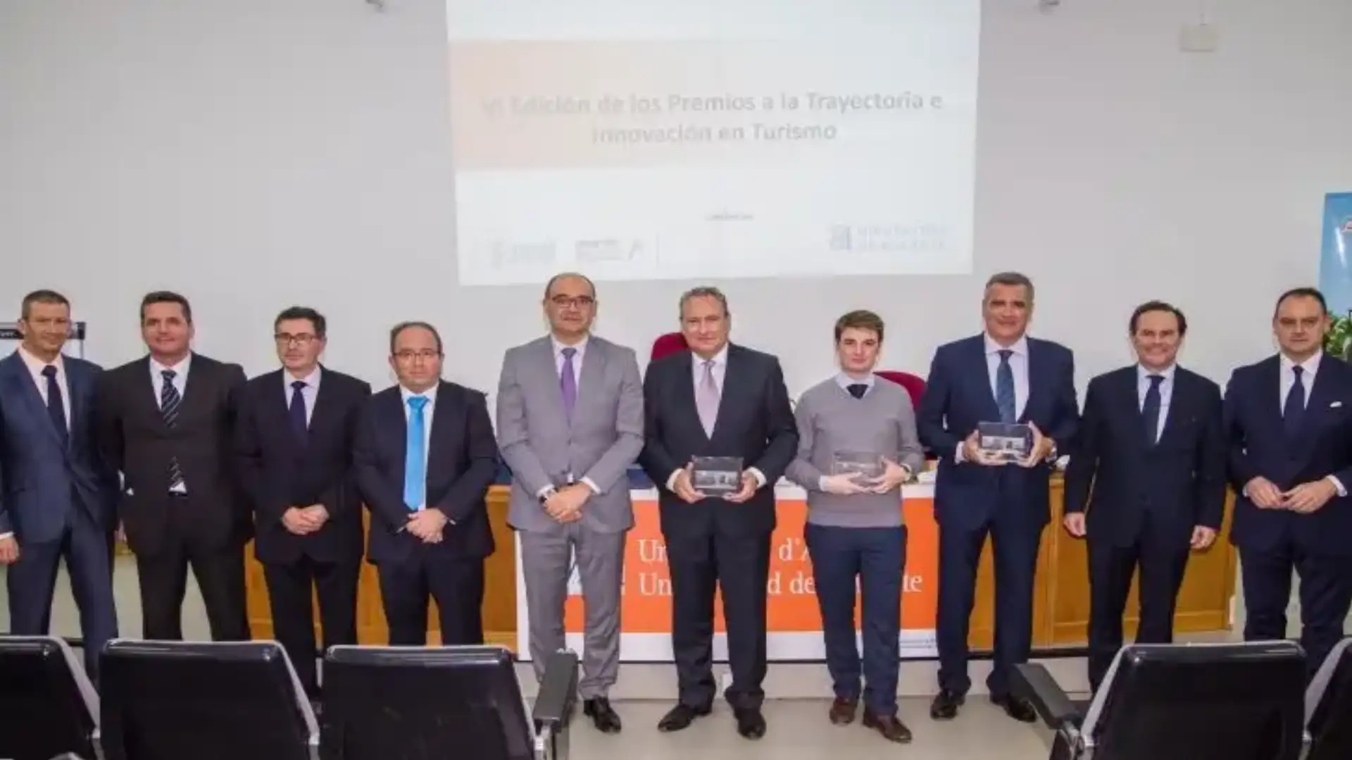 Adolfo Utor, Presidente di Balearia, assegnato dall'Università di Alicante