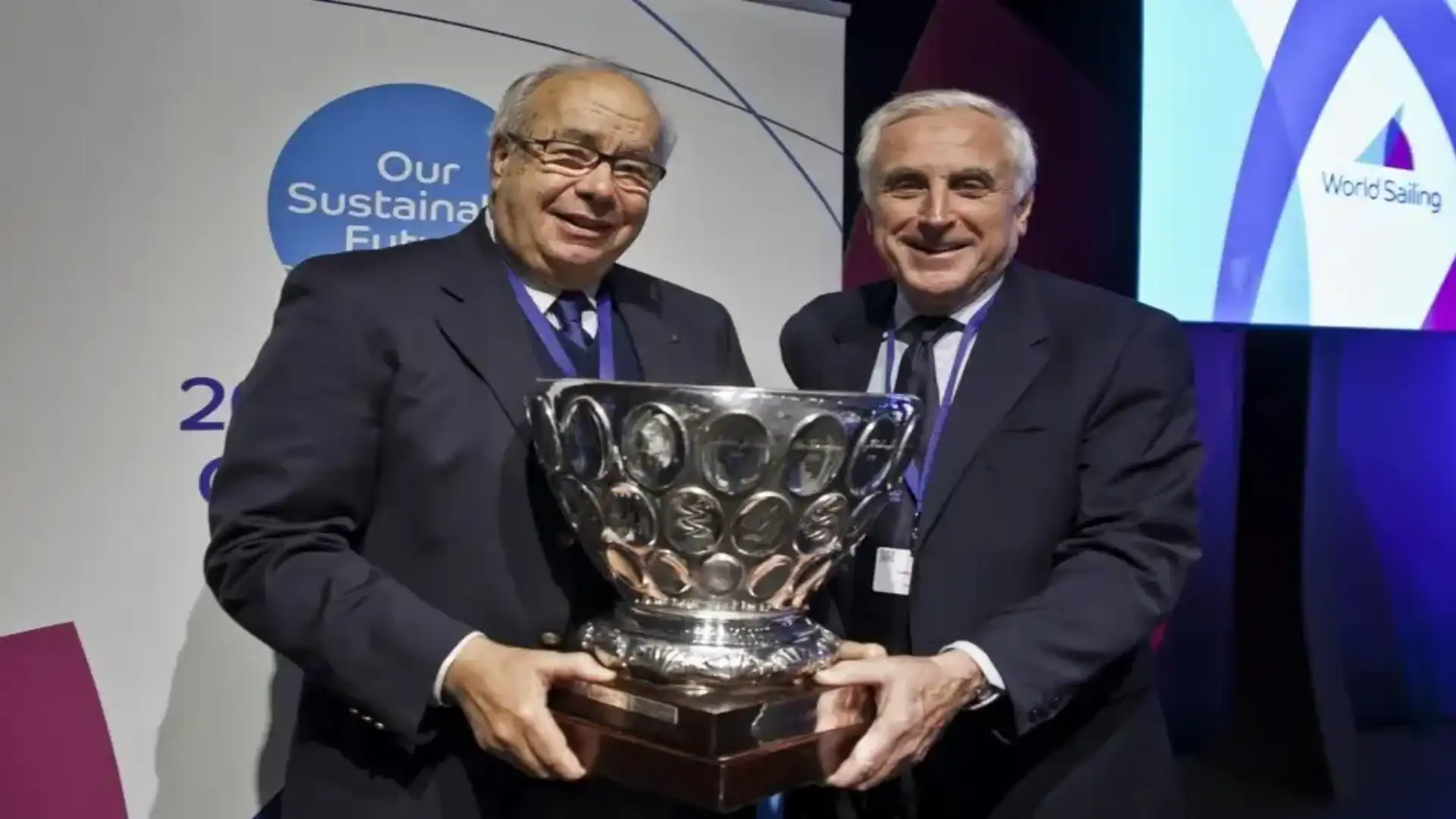 Andreadis recebe o Troféu Beppe Croce da World Sailing em Barcelona
