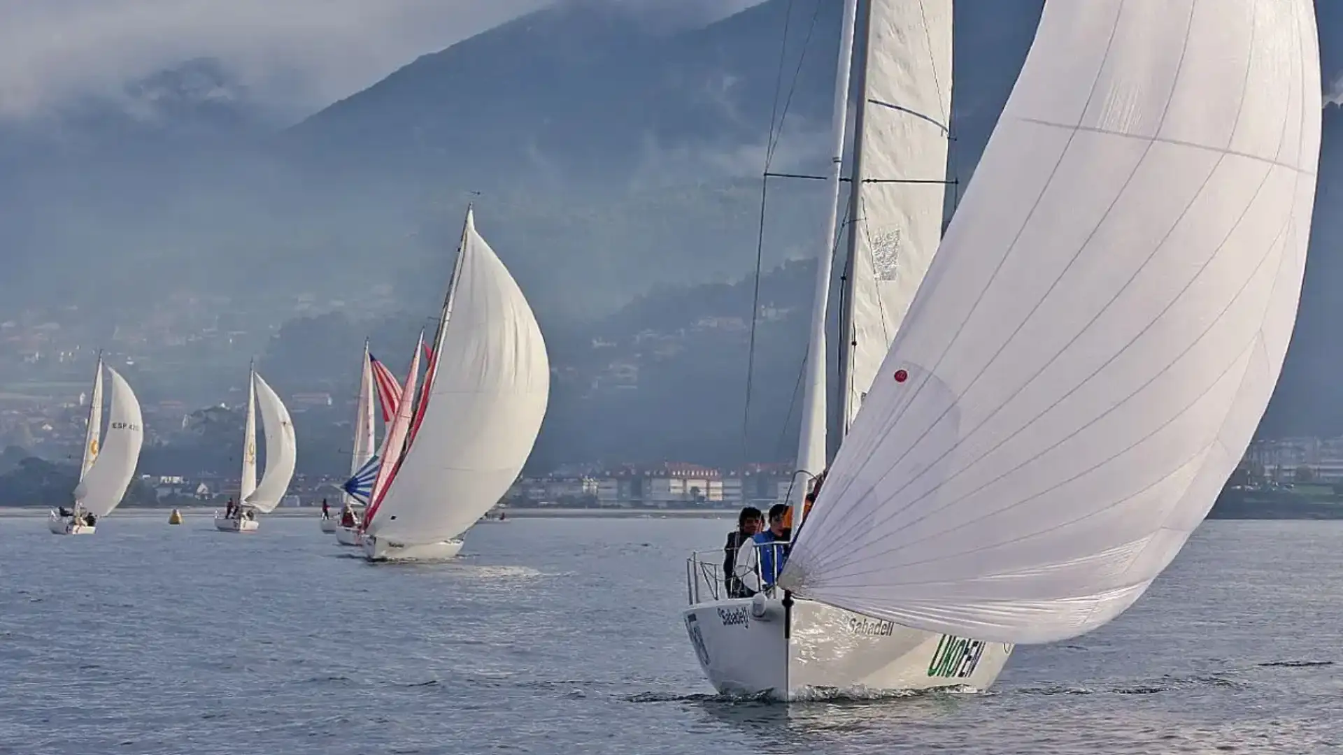 J80 Sabadell Bank Trophy a Baiona: Javier Gandara continua a comandare