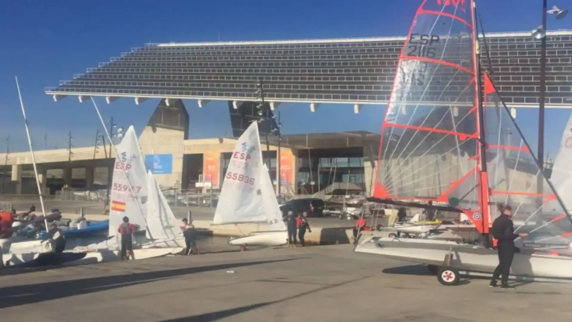 La base BISC Barcelona della concentrazione di doppie classi dello spagnolo di Vela