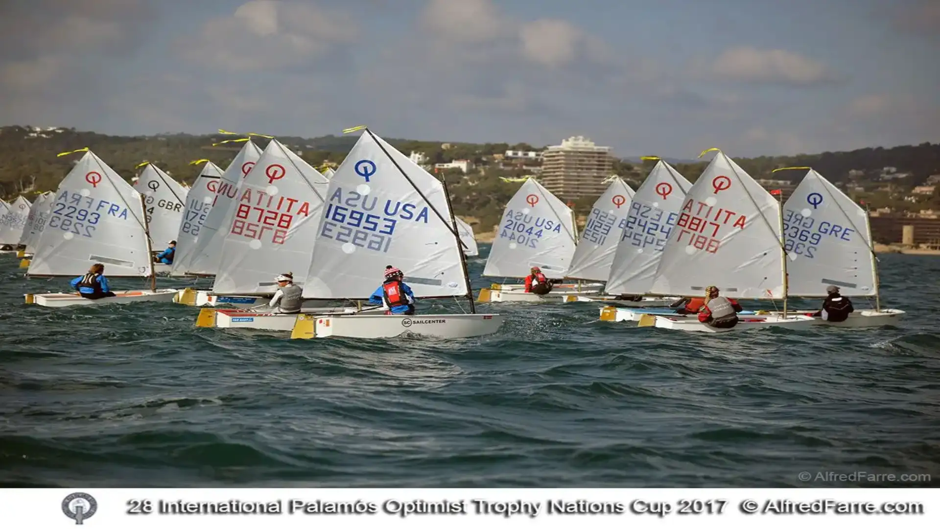 Il canario Alberto Morales vince il 28 Palamós Optimist Trophy e la Spagna la Coppa delle 12 Nazioni