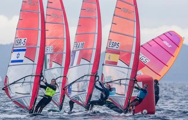Alex Muscat y Víctor Gorostegui son las bazas españolas en Finn, mientras que en RS:X, con título europeo absoluto y juvenil en juego, la expedición está formada por un total de 20 regatistas (Foto Jesús Renedo)