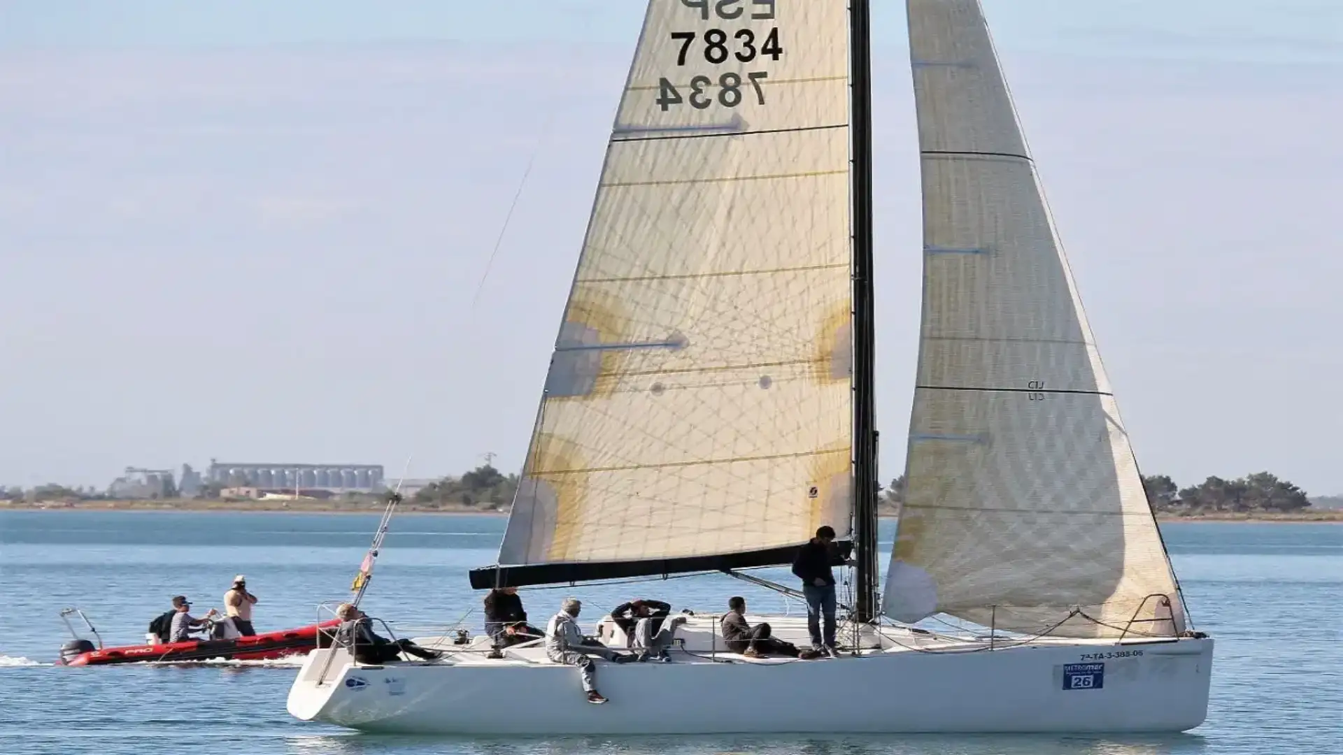 Cambrils e Benicarló in un fazzoletto nella Regata notturna di Metromar