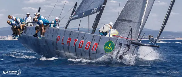 El todopoderoso Platoon en aguas italianas. Foto: Martínez Studio