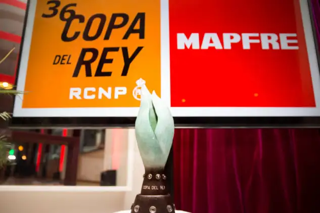 El trofeo Copa del Rey estuvo expuesto durante la presentación en Madrid. Foto: María Muiña