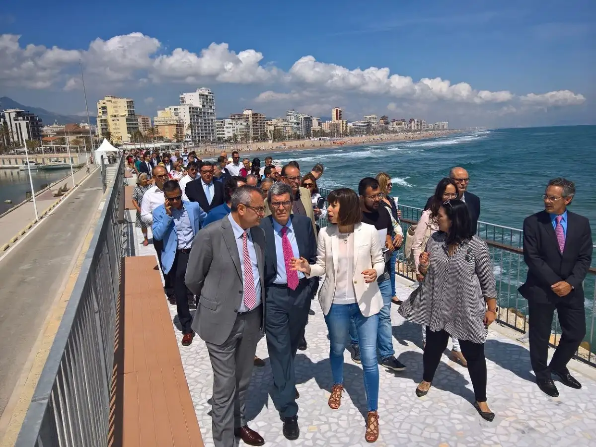 El acto ha contado con la presencia de José Llorca, presidente de Puertos del Estado; Aurelio Martínez, presidente de la Autoridad Portuaria de Valencia; y Diana Morant, alcaldesa de Gandia. 