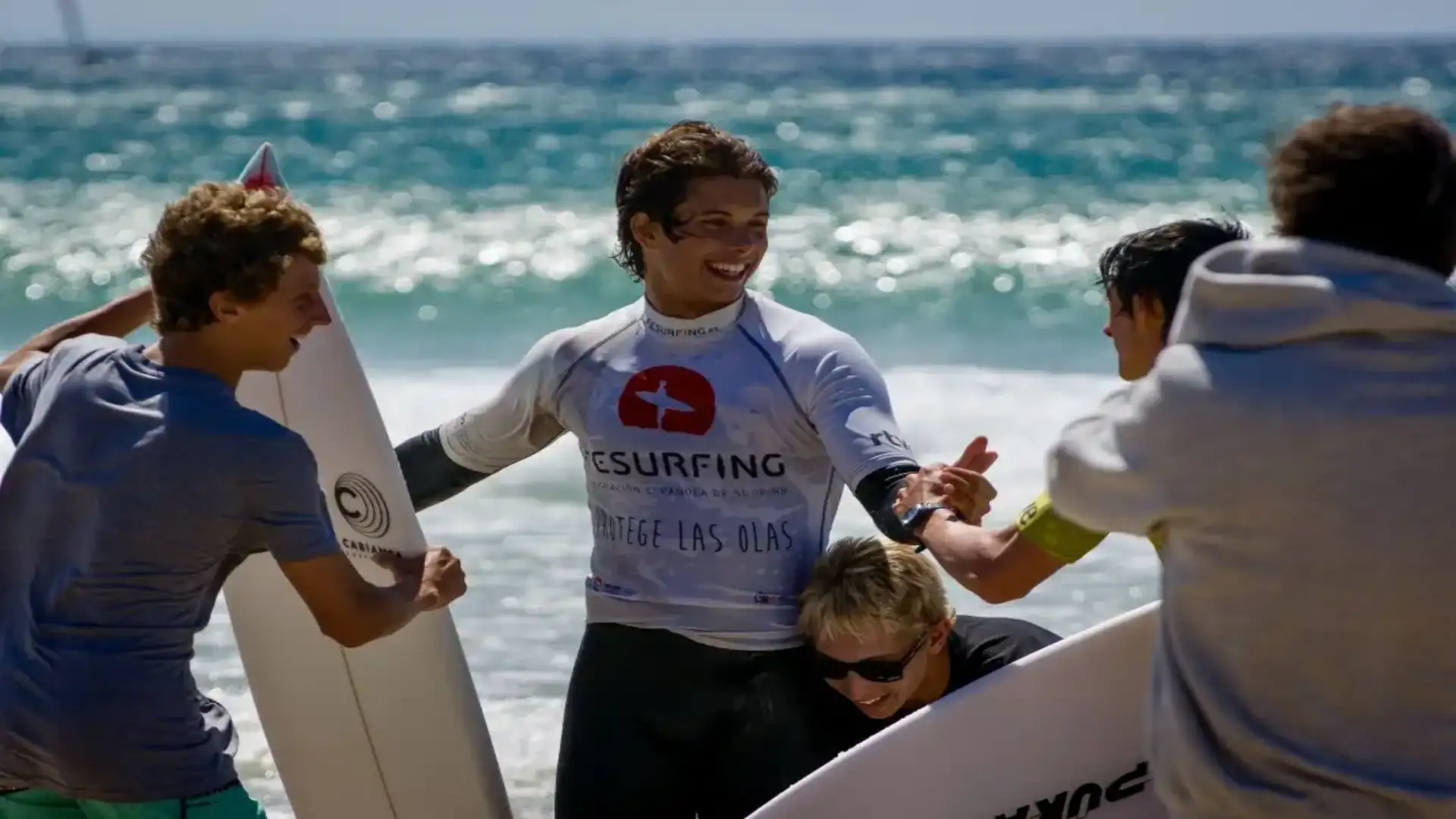 Marcelino Botín e Garazi Sánchez Campioni spagnoli di Surf a Doniños