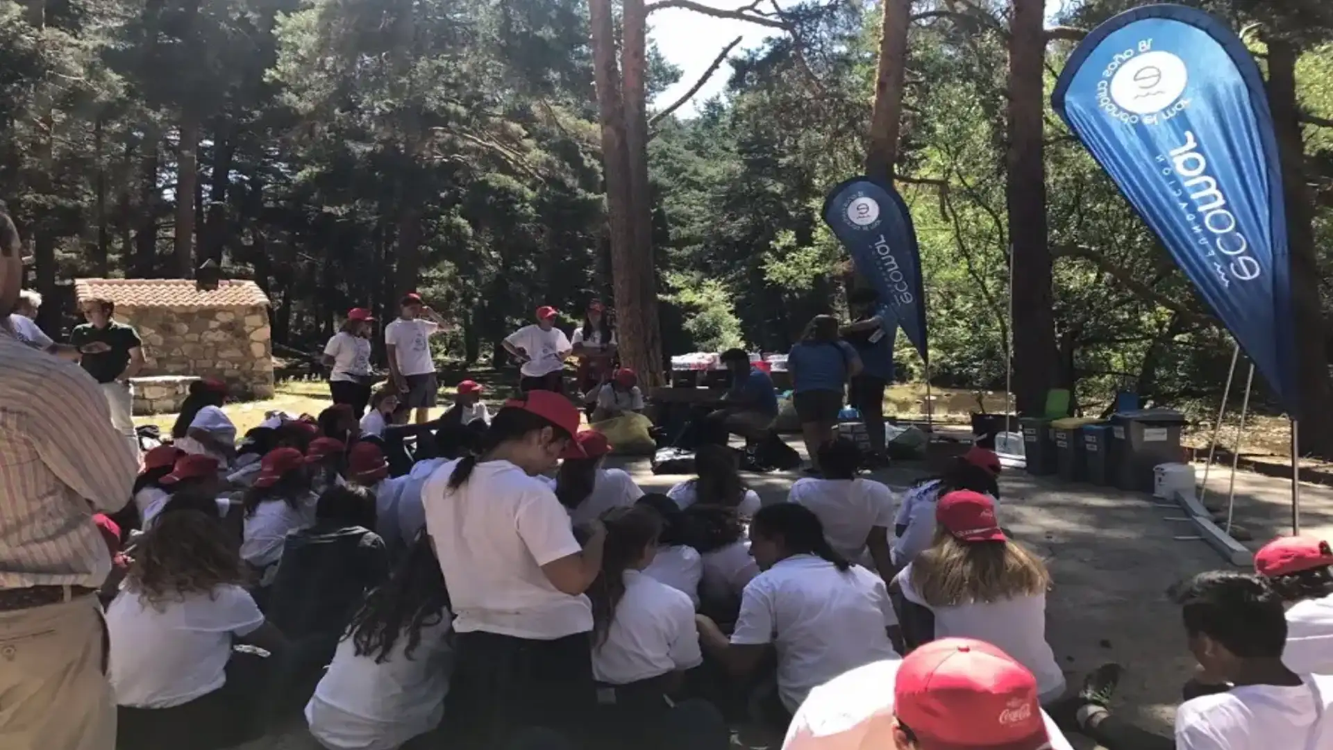 La Fondazione Ecomar e Coca-Cola hanno pulito i Tormes nella PN Sierra de Gredos