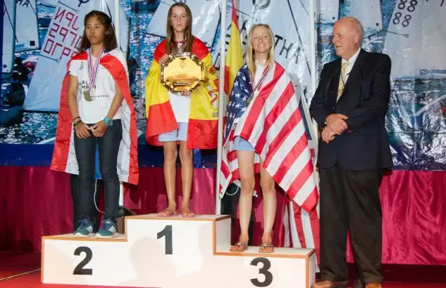 La regatista balear, del náutico S’Arenal, toma el testigo español de Aina Colom en féminas, título que conquistó en el mundial de Argentina 2014 (Foto Pep Portas)