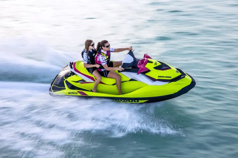 Los cursos en el Club Náutico San Juan (Foto boats.com)