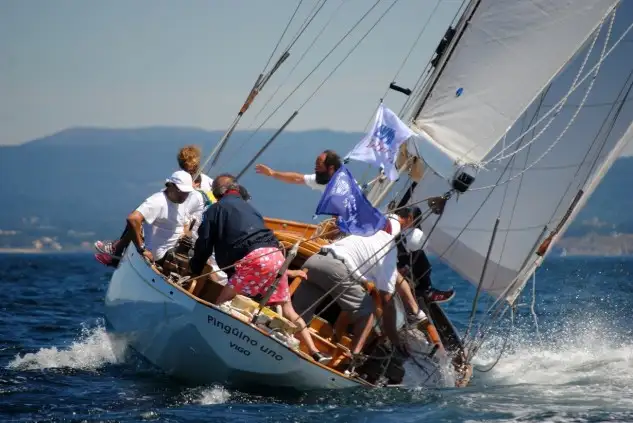 La meteo se alió completamente con la Regata en la primera prueba