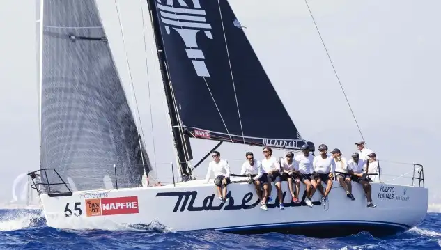 El barco de Álvaro Irala y liderada por el campeón olímpico Fernando León Premio Terras Gauda al mejor barco ORC