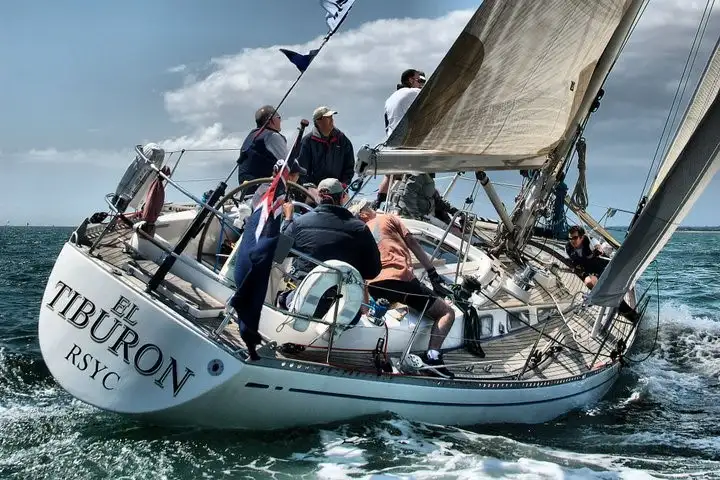 El Tiburon2