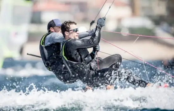 Mañana viernes empiezan las series finales del Campeonato del Mundo de 49er y 49er FX, que se disputa en Leixóes, con Botín y Marra en puestos de podio (Foto María Muíña)