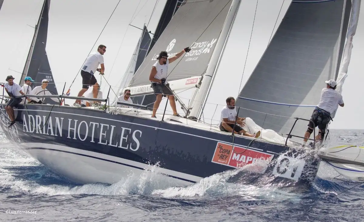 "Adrián Hoteles Macaronesia" durante la pasada Copa del Rey Mapfre (Foto Luis Fernández)