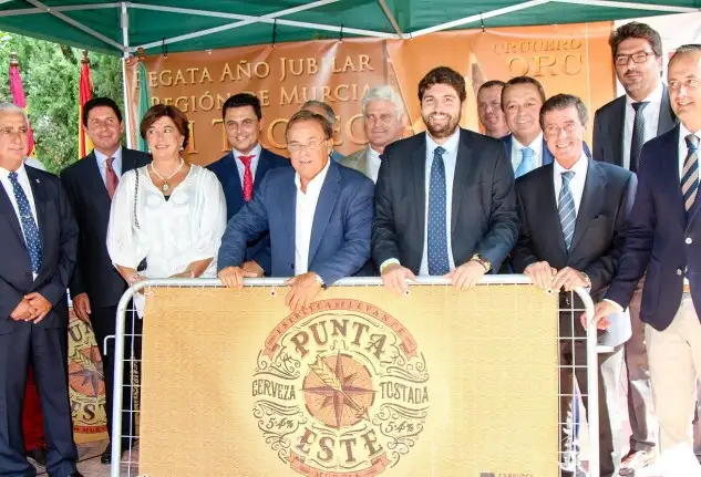 La cita que une a la comunidades murciana y valenciana cifra el número de barcos inscritos en 80 y cuyo importe de inscripción irá íntegramente destinado a una asociación benéfica: APCOM (Foto Pep Portas)