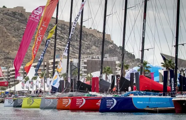 Alicante será durante doce días el epicentro de la vela mundial... la prueba oceánica más extrema y dura se cita en su hogar alicantino para celebrar la salida de la Volvo Ocean Race 2017/18... 55.000 metros cuadrados de Race Village harán de escenario público y gratuito del gran evento náutico internacional con una agenda, tanto deportiva como de ocio, repleta de actividades