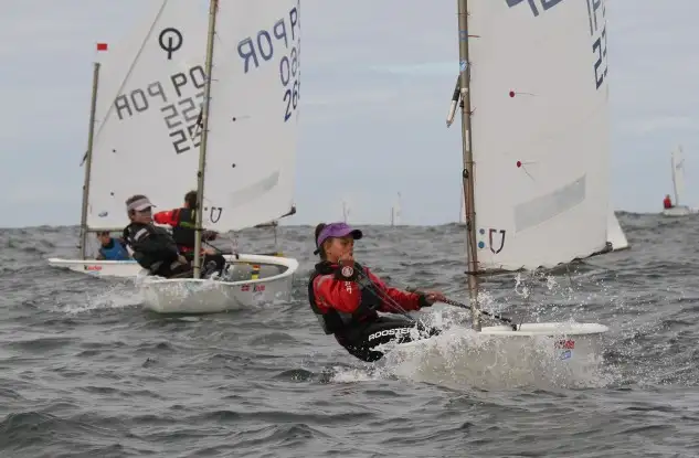 Adriana Perez Canal navegando en Leixoes el año pasado (Foto Pedro Seoane) 