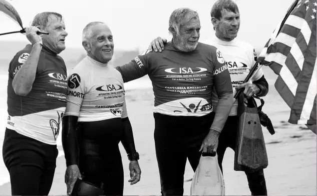 La jornada la cerraron la categoría de Leyendas (60 a 63 años), con triunfo para el norteamericano Brad Colwell, y la categoría de Inmortales (+64 años) que ofrecieron estos toda una lección de pundonor y camaradería dentro y fuera del agua, siendo de las finales más disputadas y aplaudidas. Victoria final para el norteamericano Robert Gove