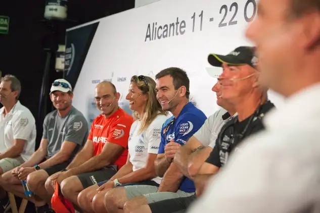 Alicante reúne por primera vez a los siete patrones de la Volvo Ocean Race 2017/18 en la rueda de prensa previa a la salida de la regata vuelta al mundo desde la ciudad de la Costa Blanca