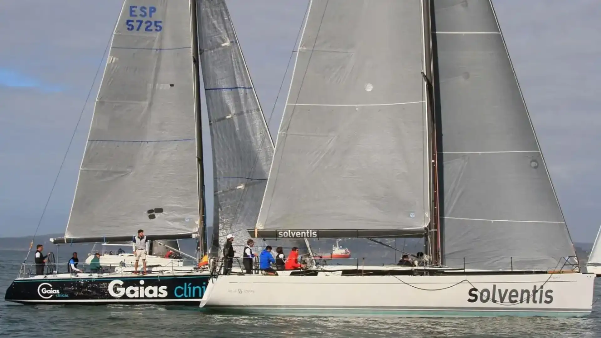 Abanca Week: Il Grand Soleil 46 "Solventis" vince la Regata Terra Guda a Sada