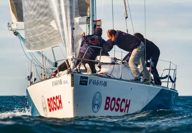 Bosch Service Solutions se llevó la victoria (Foto Pedro Seoane)