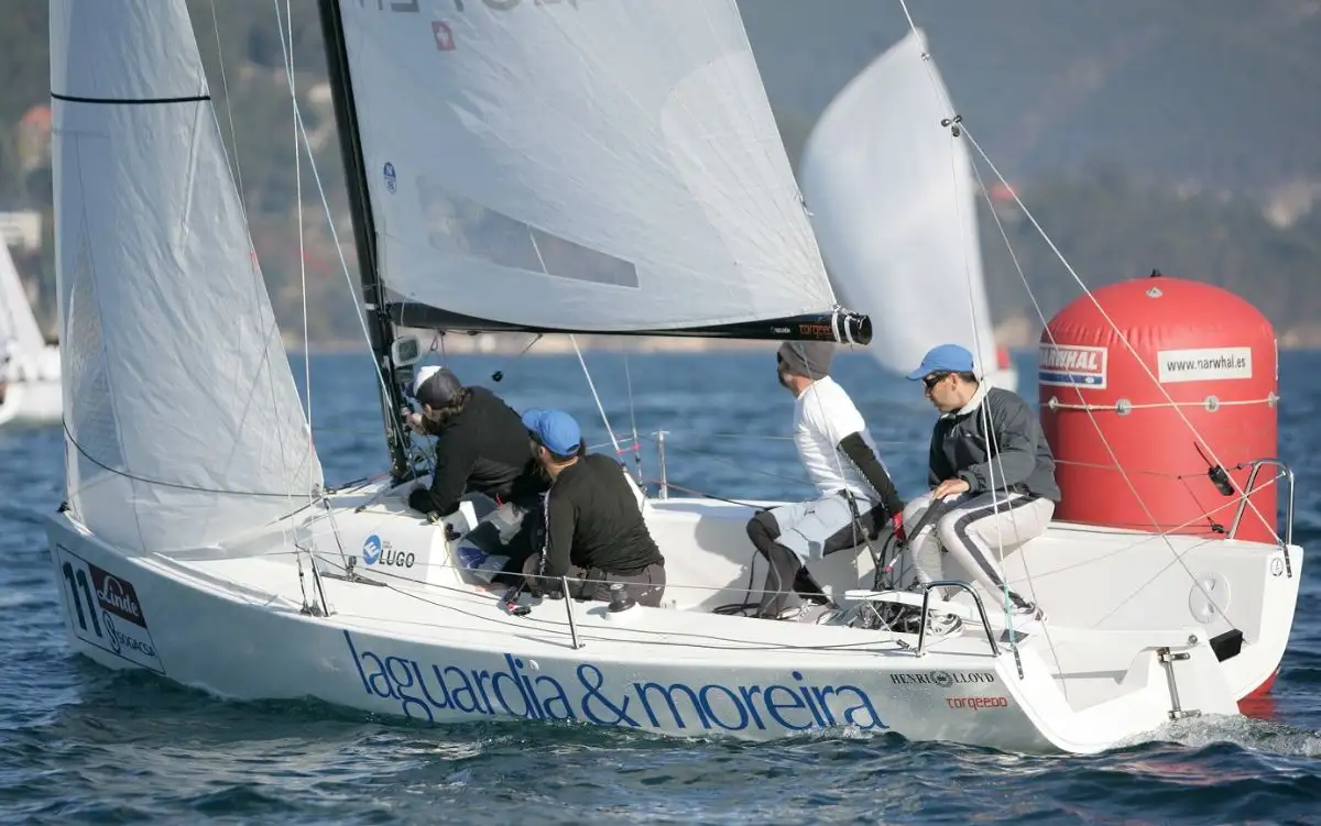 Gonzalo Araújo se llevó la segunda entrega del J70 en la ría de Vigo (Foto Juan Caballero)