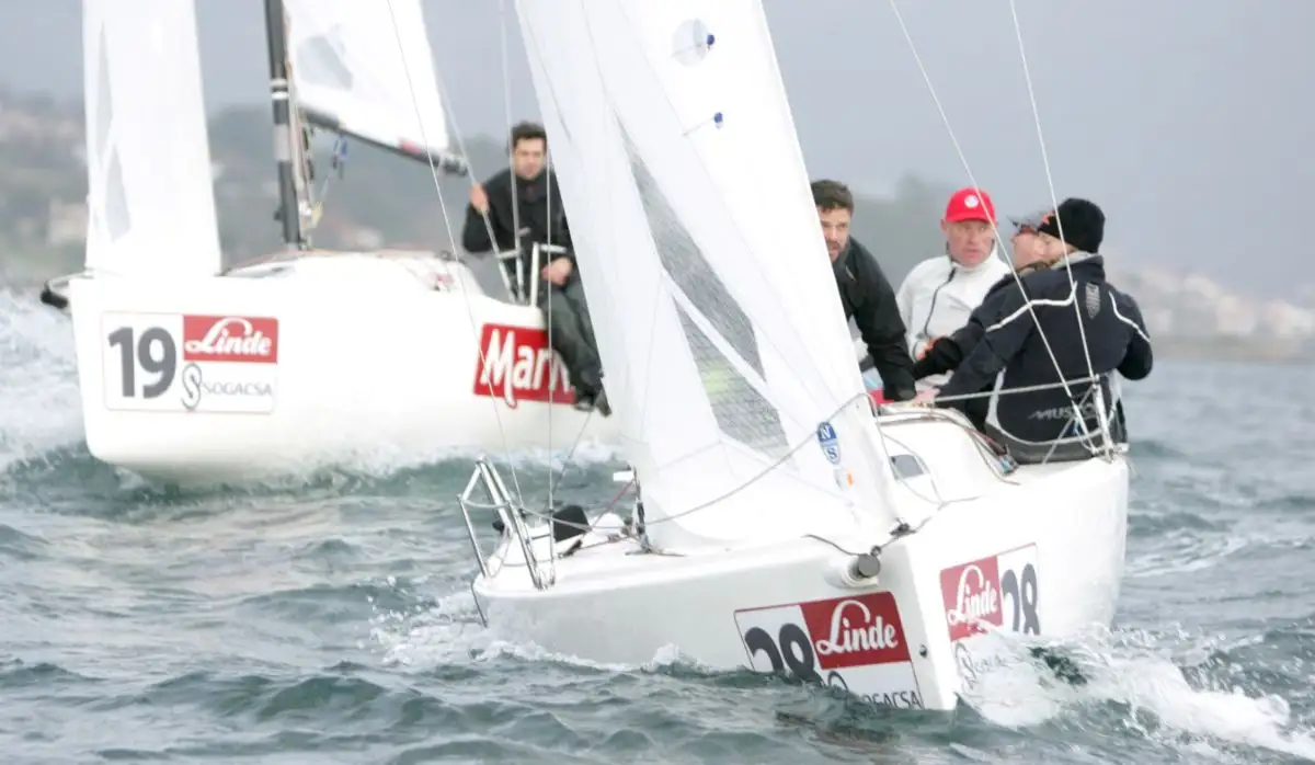 Jelvis del británico Martín Dent que logró la plata en el cuarto acto en Vigo (Foto Juan Caballero)