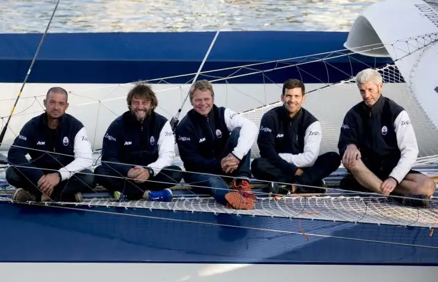 Según Alex Pella, el "Maserati" lleva ya 510 millas de ventaja sobre el récord histórico