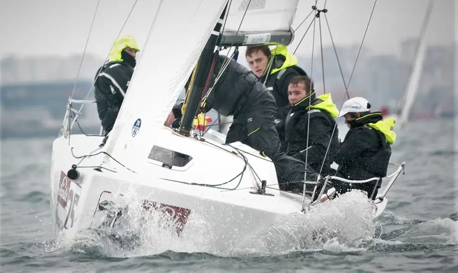 Las diferentes mangas del domingo eran para "Marnatura", "Sogacsa" y "Fermax Sailing Team" (Foto Juan Caballero)