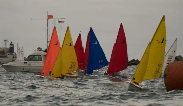 El Nacional Open de 2.4, que organizó el Real Club Náutico de Gran Canaria, contó con 15 barcos en salida