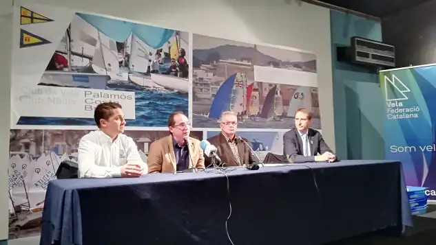  De izquierda a derecha, Josep M. Isern, Lluís Puig, Miquel Aviñó y Josep Pujols. 