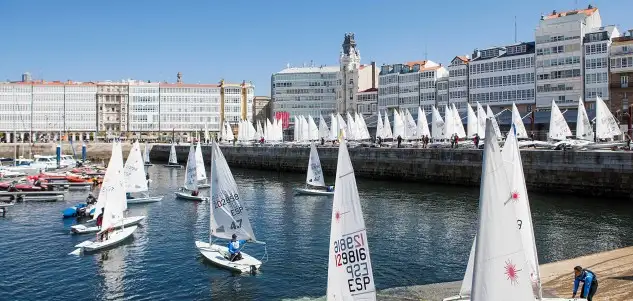 La marina seca del Nacional de 4.7 en plenos Cantones... un lujo