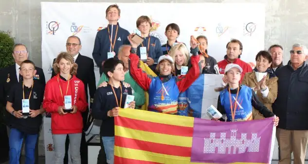 Pau Mesquida, Maria Perelló, Carlos Espí y Sara Díaz se quedan con la Copa de España de Optimist