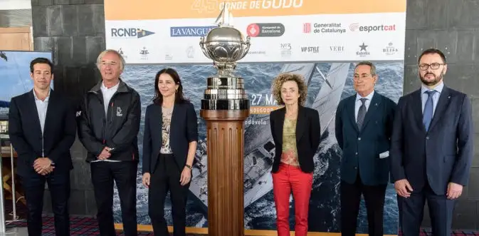 Este año el Trofeo de Vela Conde de Godó contará con un segundo acto, para conmemorar los 45 años de la competición barcelonesa... una nueva regata que unirá la capital catalana con Saint-Tropez, en la Costa Azul, con salida el 7 de junio, es una travesía de 230 millas náuticas, concebida para la flota que quiera desplazarse a Saint-Tropez para disputar la famosa Rolex Giraglia, que tiene lugar en Saint-Tropez del 10 al 12 de junio, bajo la organización del Yacht Club Italiano