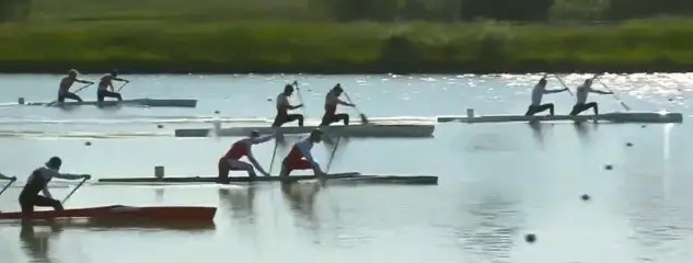 Craviotto, Toro y Cooper, los tres campeones olímpico en Río, y el campeón mundial Germade, se han estrenado hoy en la competición en la pista húngara, a la espera de palear en la que es su embarcación prioritaria, el K4 500