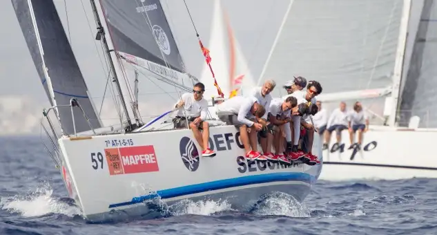 El Náutico de Calpe acoge este fin de semana, la cita regional con 30 barcos inscritos... una prueba que es puntuable para el Trofeo Generalitat Valenciana-MJM junto a la Copa Provincial de Alicante y Valencia, cita que tendrá lugar entre los 9 y 10 de junio