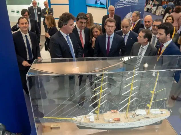 En la ceremonia de inauguración participaron el presidente de la Xunta, Alberto Núñez Feijóo, el alcalde de Vigo Abel Caballero; la secretaria de Estado de Economía Irene Garrido; la delegada de Zona Franca Teresa Pedrosa y el consejero delegado de Abanca Francisco Botas (Foto Pedro Seoane)