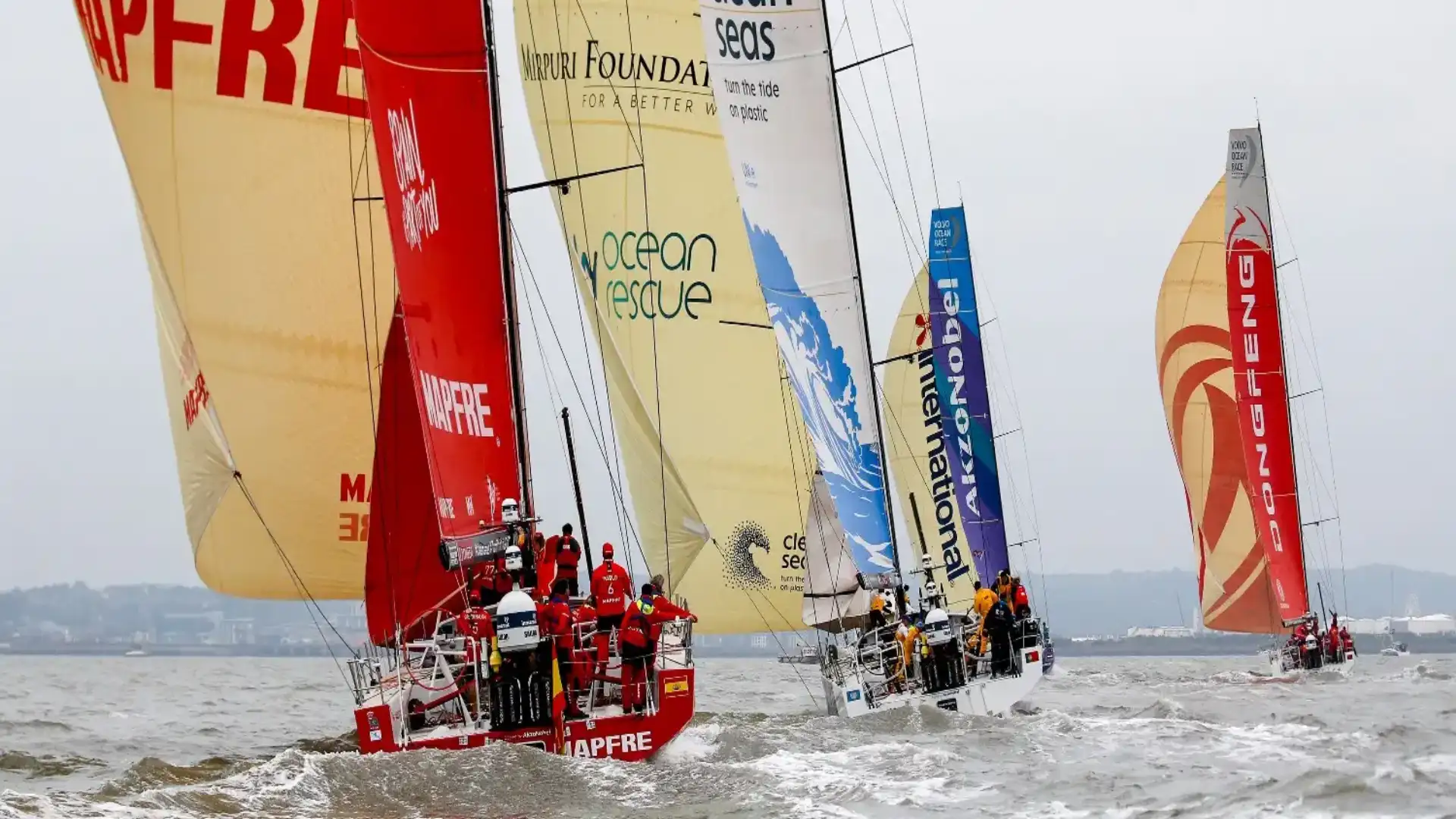 Per "Dongfeng" la vittoria a Cardiff e "Mapfre" rimane il leader della costa